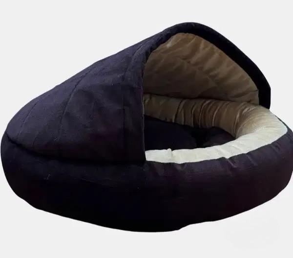 Brown Cat Home Bed in New Condition for Sale