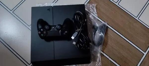 PS4 Fat 1200 Model 500GB With Original Controller