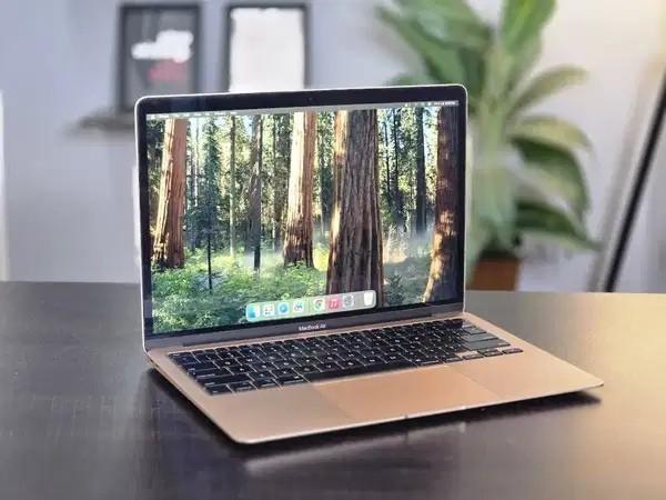 MacGallery MacBook Air M1 8GB 256GB In Bandra West