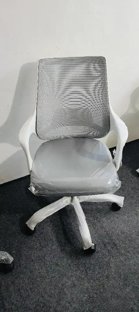 Office Furniture: Brand New Ergonomic Mesh Chairs For Office, Staff & Meetings