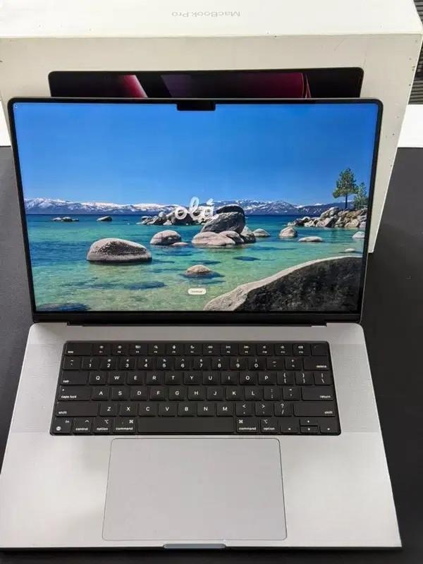 Apple MacBook Pro M2 16GB RAM 1TB SSD With Box And Charger For Sale