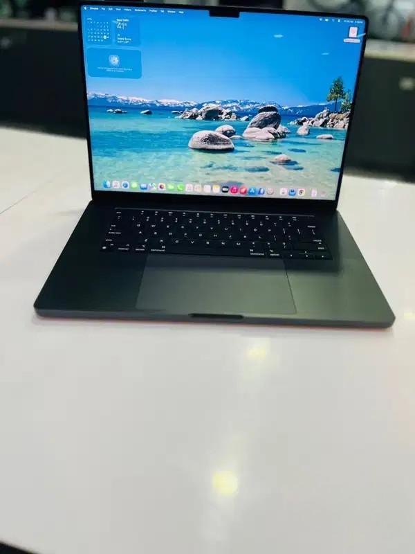 Apple MacBook Pro M4 Pro 48GB RAM 512GB SSD Demo Unit