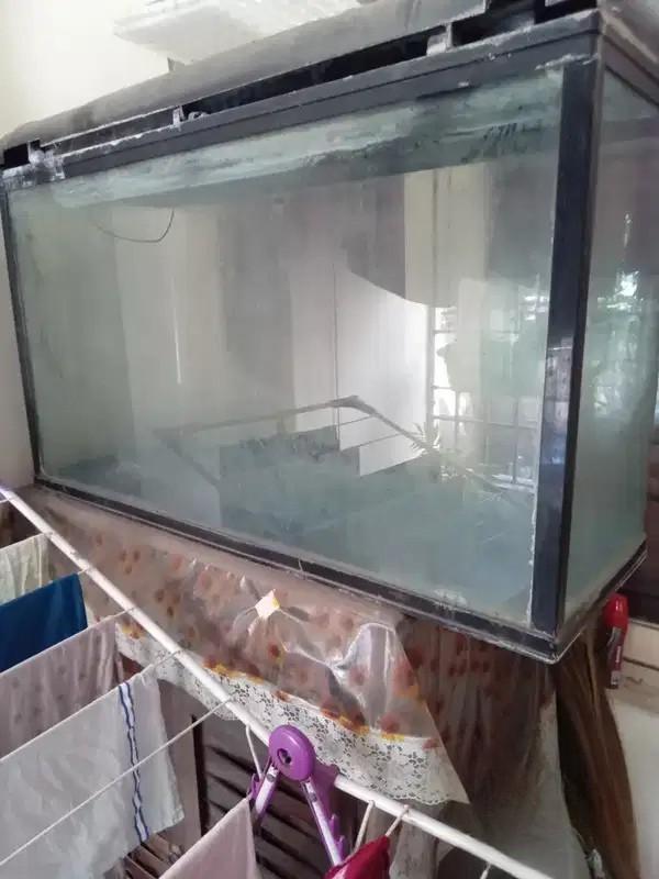 Fish Aquarium 3x1.5x2 Feet – 4 Years Old Tank