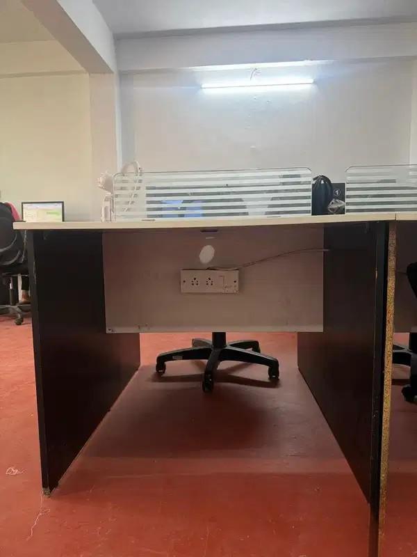 Work Station With Mirror Set – 18 Sitting Available for Sale
