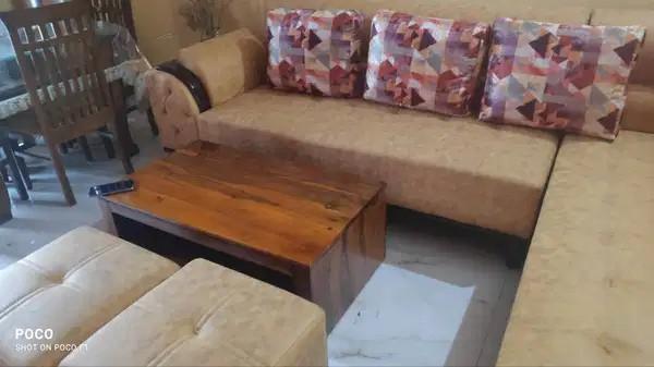 Sleepwell L-Shaped 6-Seater Sofa for Sale