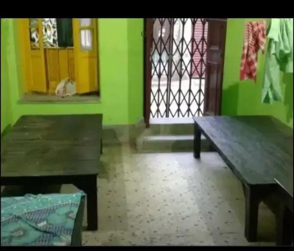 Boys Student PG In Raja Bazar With Meals For ₹2,600
