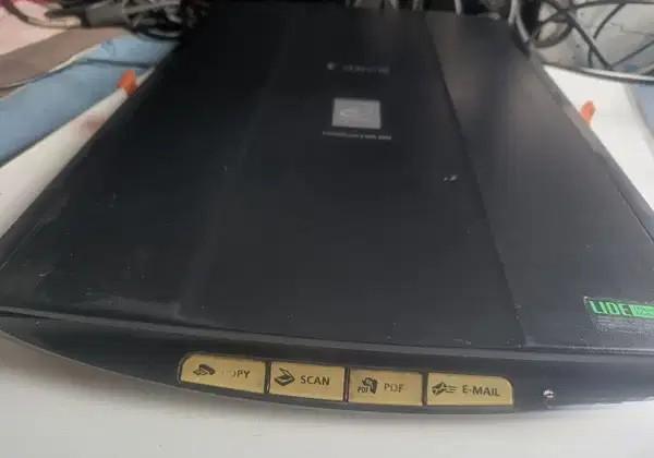 Canon LiDE 100110 A4 Flatbed Scanner for Sale – Excellent Condition