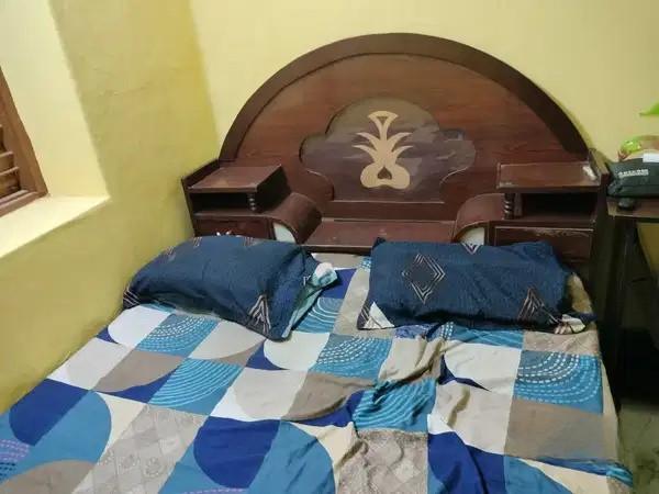 WoodCraft King Size Wooden Cot With Storage – Urgent Sale