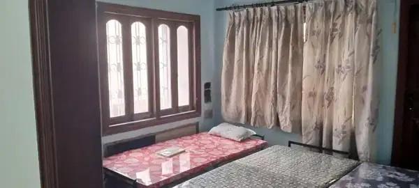 Boys Luxury PG Near Phoolbagan Metro For ₹4,500