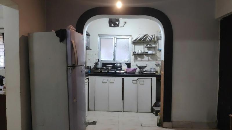 Rahman Property: 2 BHK Builder Floor In Picnic Garden Kolkata