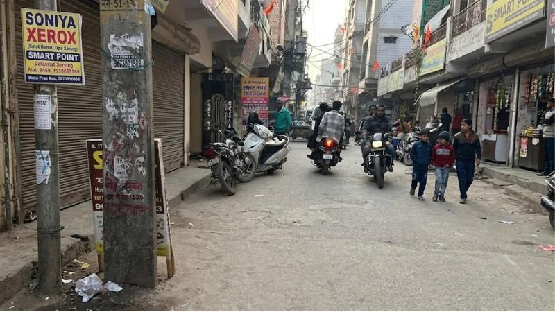 Main Market Furnished Shop Near Som Bazaar Tiranga Chowk