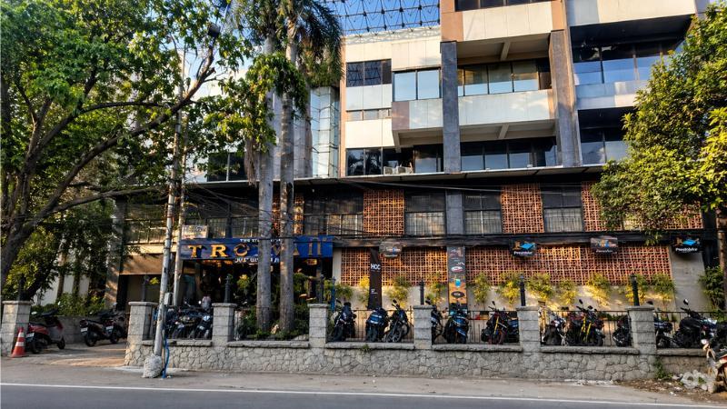 Egmore Offices Bare Shell Office Space – 5300 Sqft with High Rental Potential