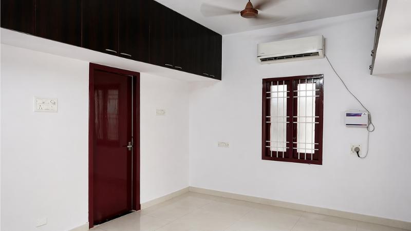 Thiruvanmiyur Homes 3BHK Apartment  – 2400 Sqft Semi Furnished Property in Chennai
