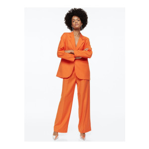 H&M Clothings Upto 70% off + Coupon code: ADEORSHNM