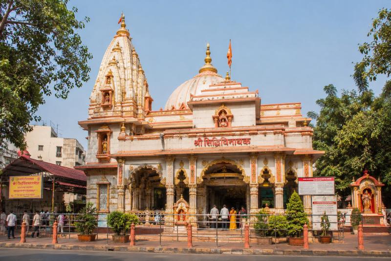 Shri Siddhivinayak Mandir in Jacob Circle, MH