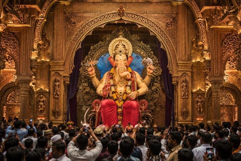Lalbaugcha Raja Sarvajanik Ganeshotsav Mandal in Lal Baug, MH