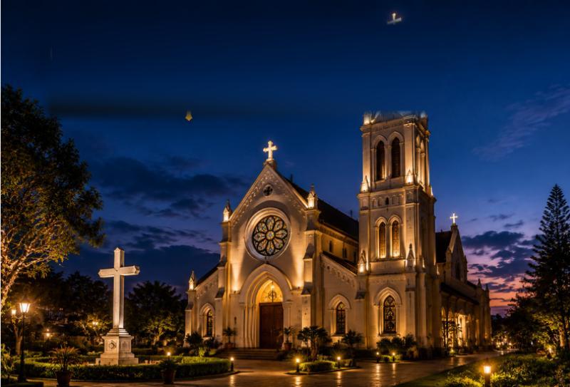 Church Of Our Lady Of Vailankanni - Picnic Garden, Kolkata