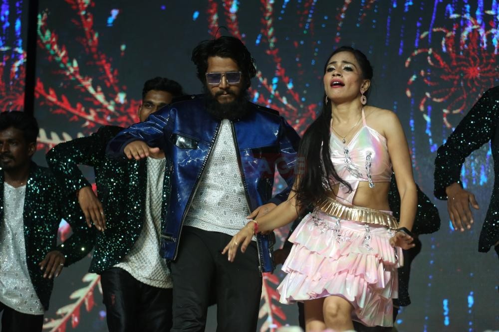 Gopichand's Ramabanam Movie DHARUVEYY RA Song Launch