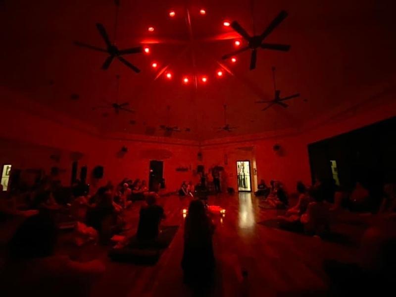 Beatles Full Moon Concert in the Dark w Live Cello and Violin + Cacao 11325