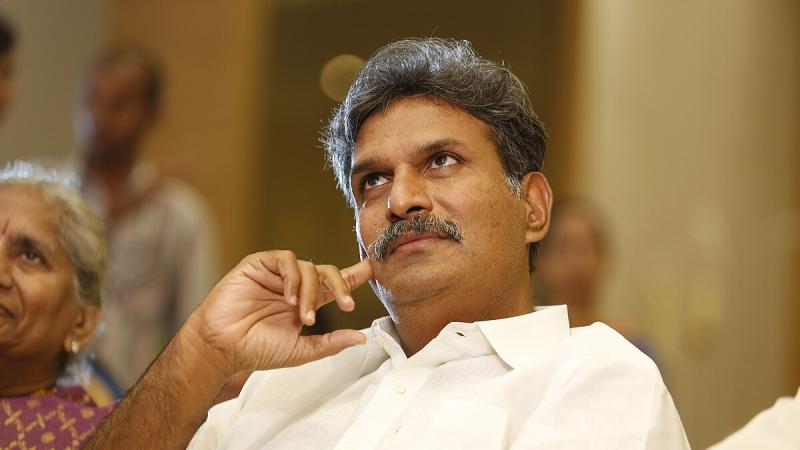 Kesineni Nani quits politics after humiliating loss