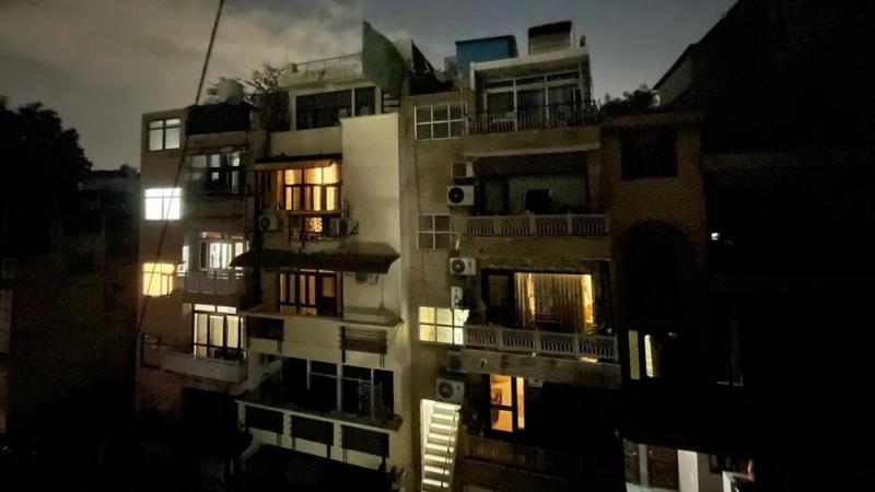4.0 Magnitude Earthquake Hits Delhi, Causing Panic and Tremors