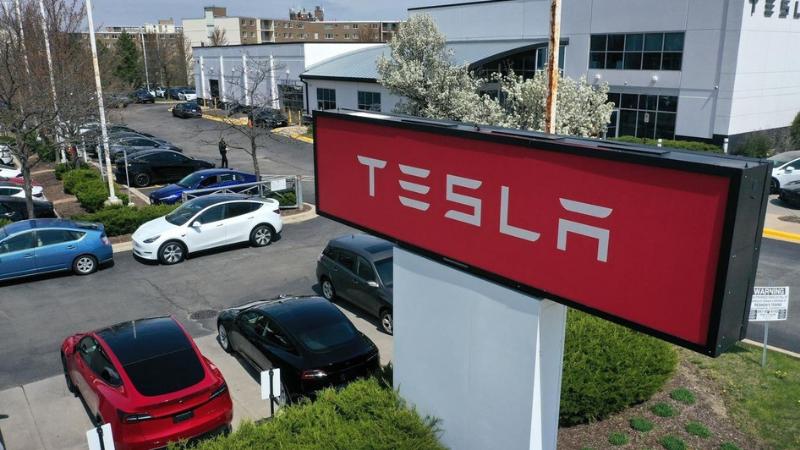 Elon Musk's Tesla and the Impact of H-1B Visa Changes