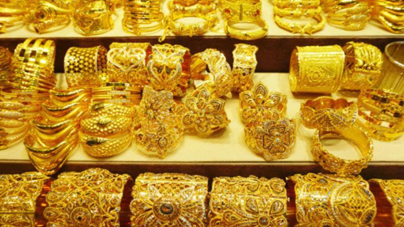 Gold Prices Rise by Rs 250 to Rs 80,550 per 10 Grams Amid Weakening Rupee