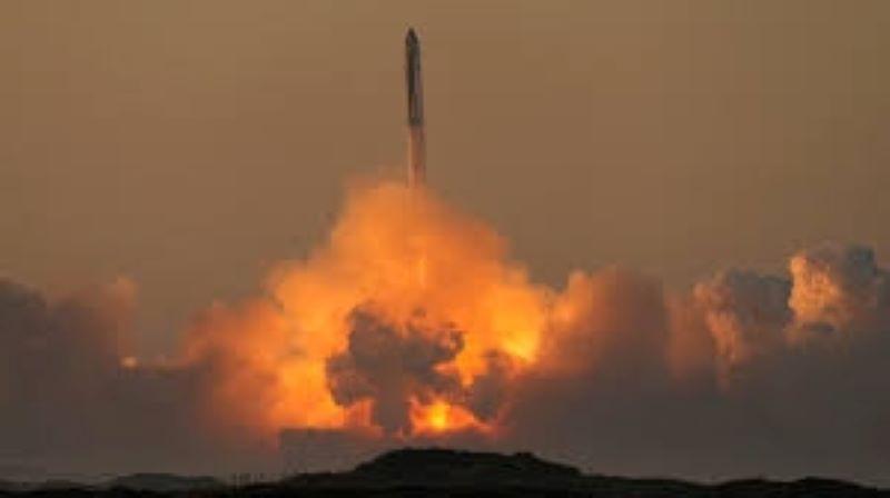 SpaceX Starship Prototype Fails, Disrupting Air Traffic