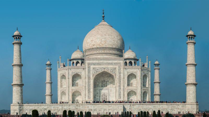 Hoax Bomb Threat to Taj Mahal Found to Be False