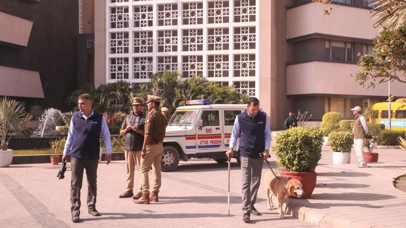 15-Year-Old Noida Student Arrested for Sending Fake Bomb Threat Emails to Schools