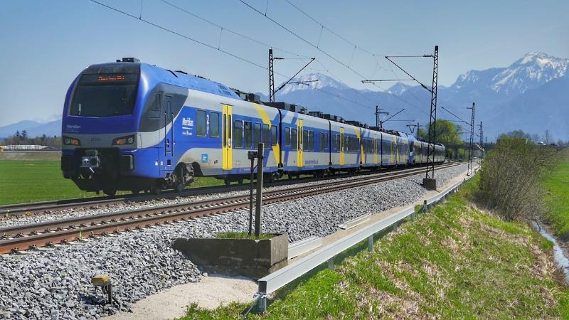 Hiawatha Line Resumes Full Rail Operations After Brief Bus Substitution