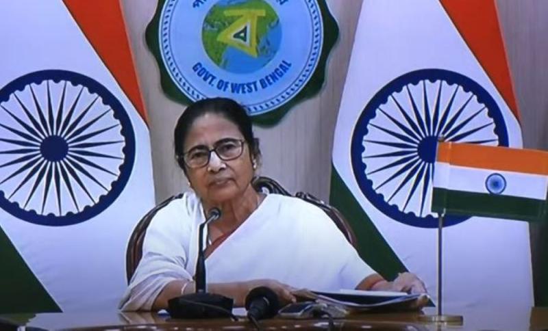 Mamata Banerjee's Emotional Address: Standoff with Junior Doctors Intensifies Over Meeting Dispute