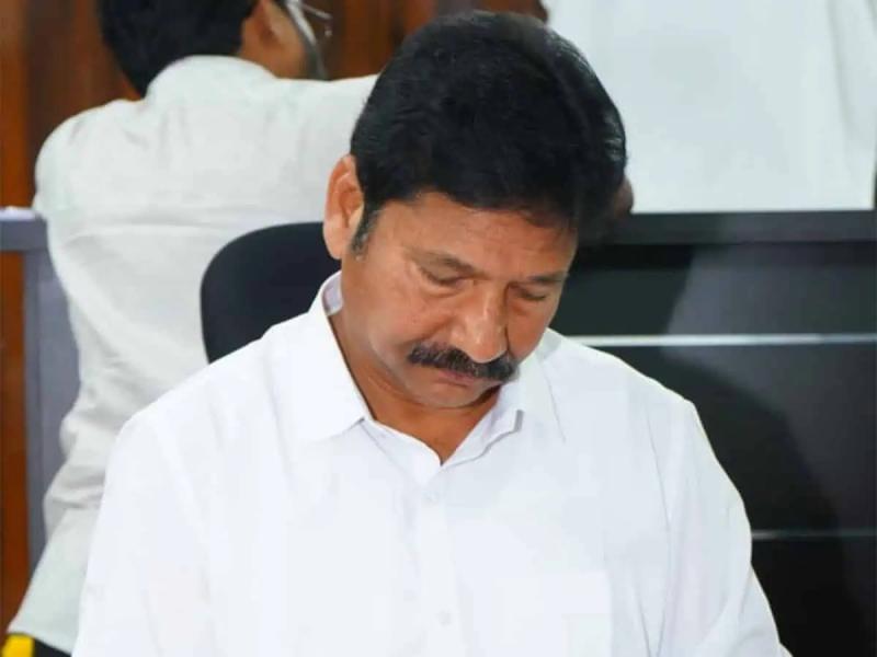 Jogi Ramesh Faces Legal Heat Summoned for Attack on Naidu House Amid ACB Investigation