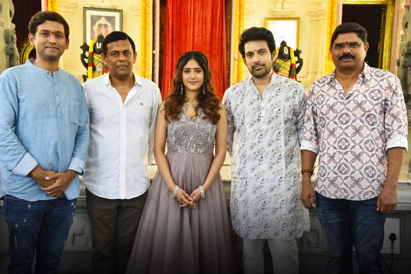 Vikranth and Chandini Chowdary's  Santhama Prapthirasthu  launched grandly