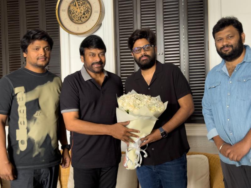 Megastar Chiranjeevi Says Tillu Square as a must watch movie!!