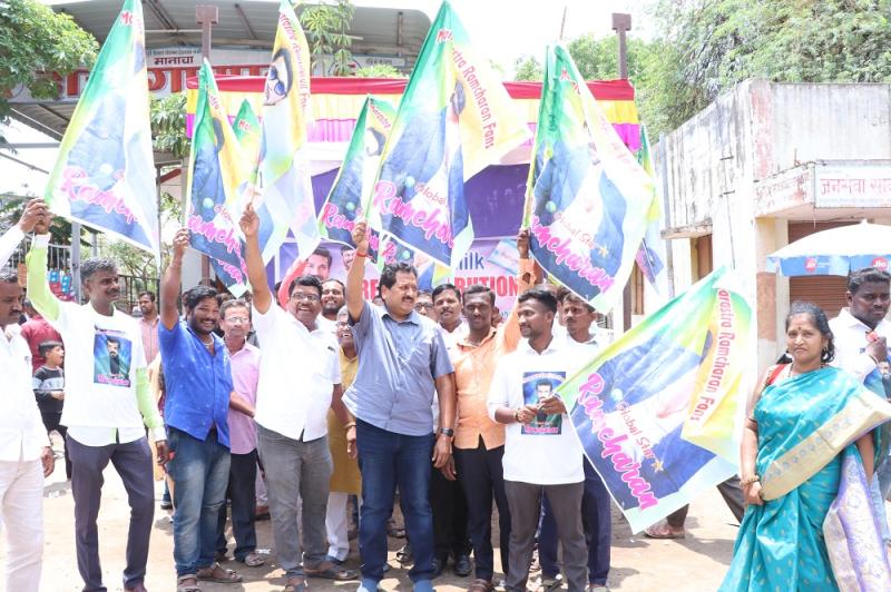 Thousands of Ram Charan Fans  come together to spread kindness at Solapur & Mumbai