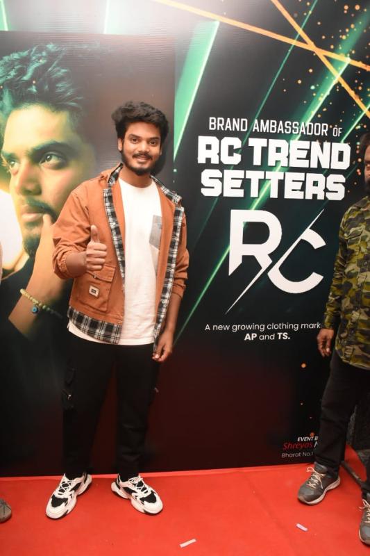 RC Trendsetters Clothing brand Fashion store launched by Akash Puri