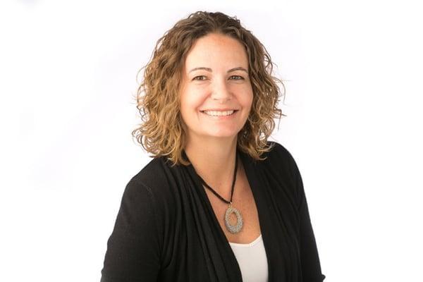 Top Real Estate Agents in Lafayette, CA - The Linnette Team at Abio Properties 3385 Mt Diablo Blvd Lafayette, CA 94549
