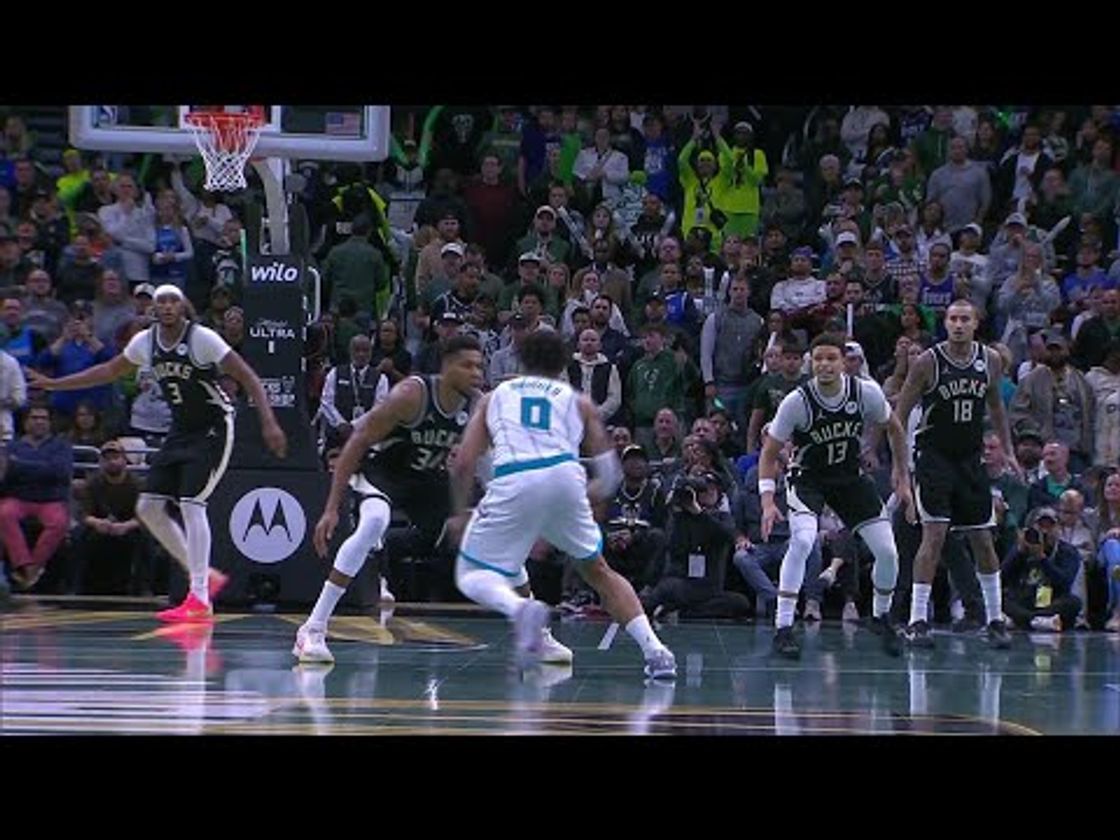 Giannis Antetokounmpo Was ON A MISSION vs Hornets | November 14, 2025