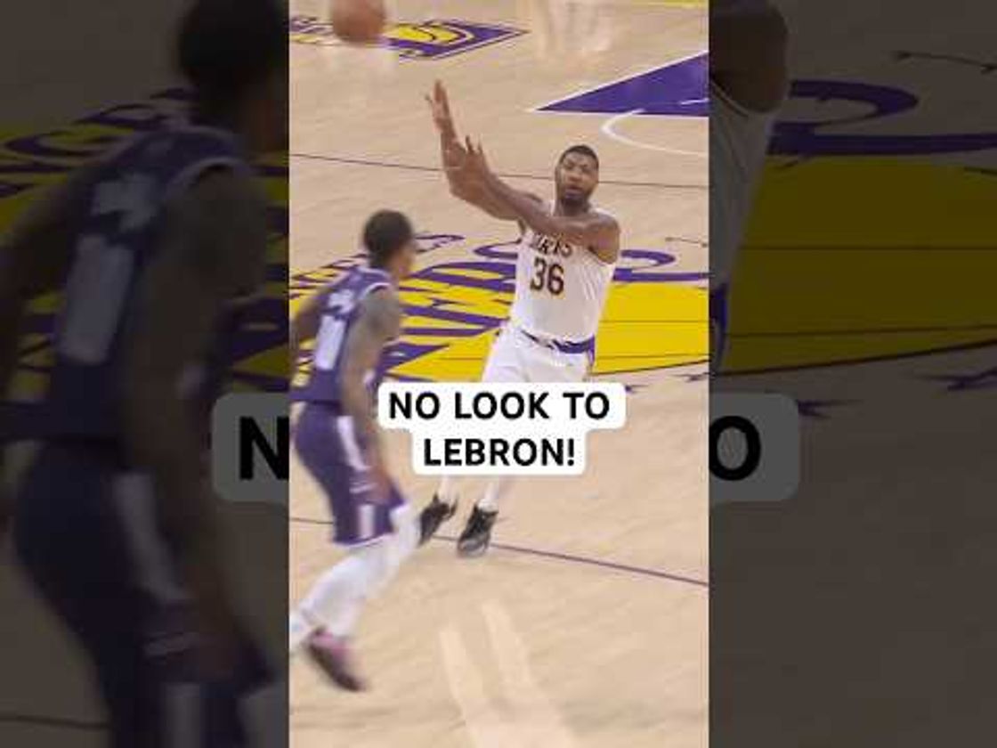 Marcus Smart turns defense to highlight offense