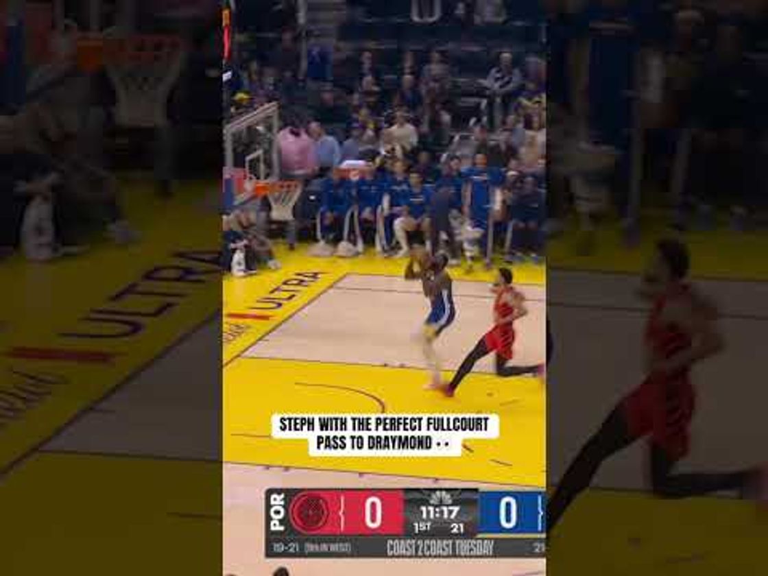 Steph looking like QB1 👀