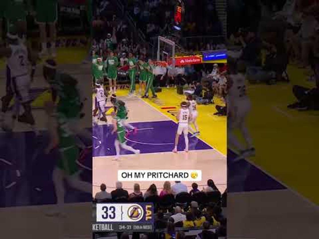 Pritchard with the tough move to secure the three 🔥 🔥 🔥