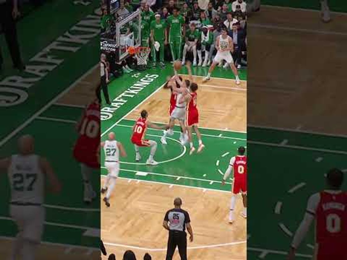 Peyton Pritchard at the buzzer 😮‍💨🚨