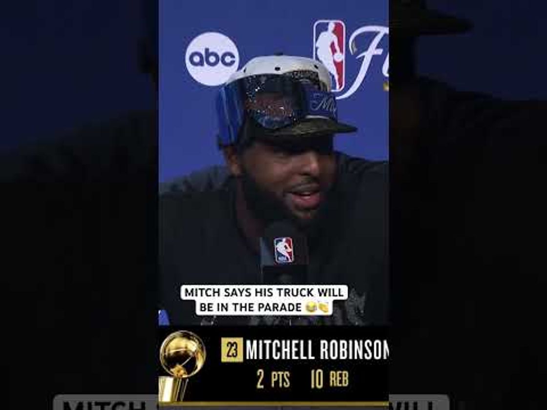 Mitchell ROBINSON’S famous truck will be in the Knicks championship parade 😂