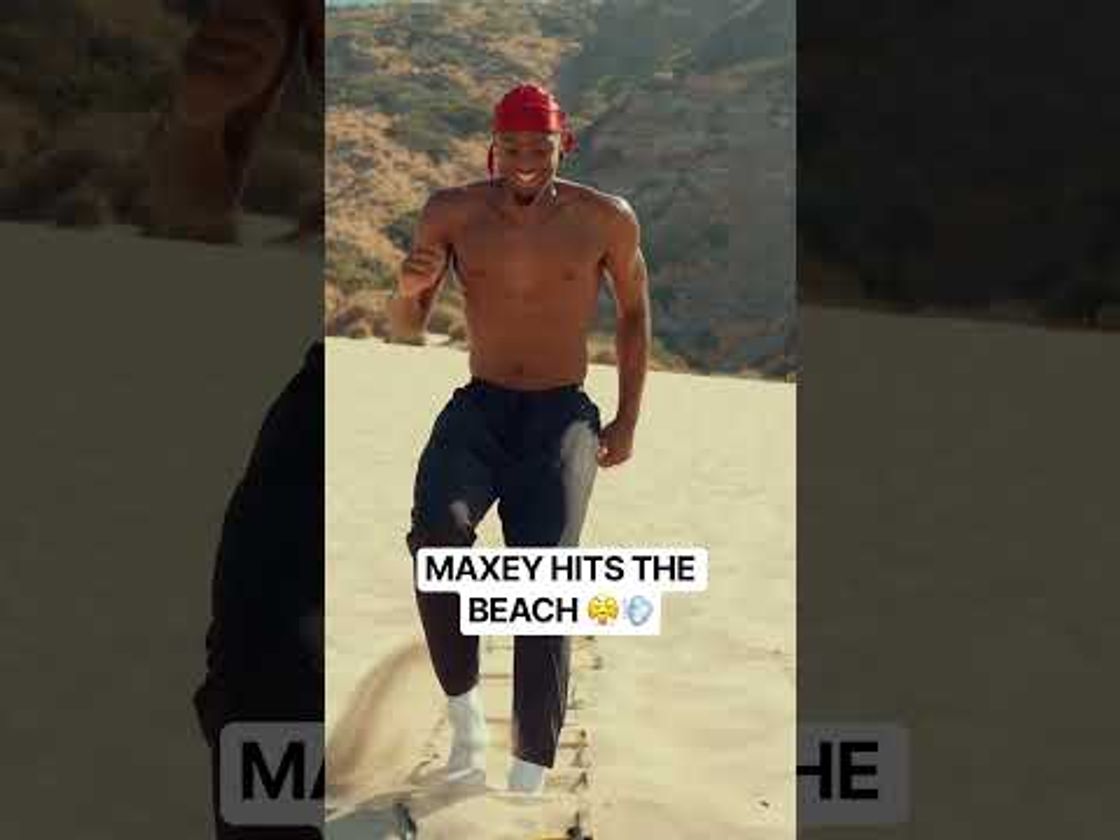 Tyrese Maxey getting some offseason sand work in 🔥(via: merixalex/IG)