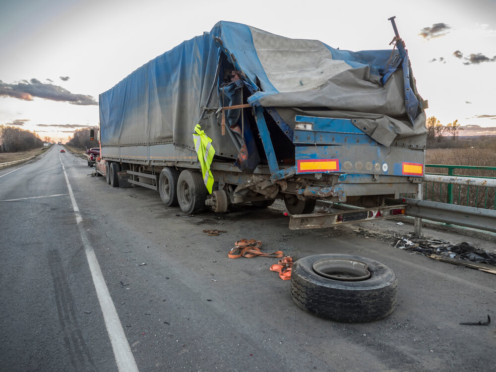 Why You Need A Truck Accident Lawyer in Oakland, CA