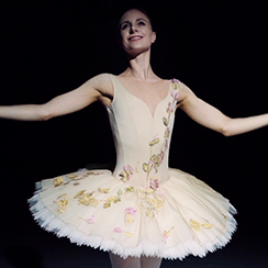The Road to The Old Stage: A Day in The Shoes of a Prima Ballerina