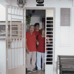 Living inside and outside with Dementia