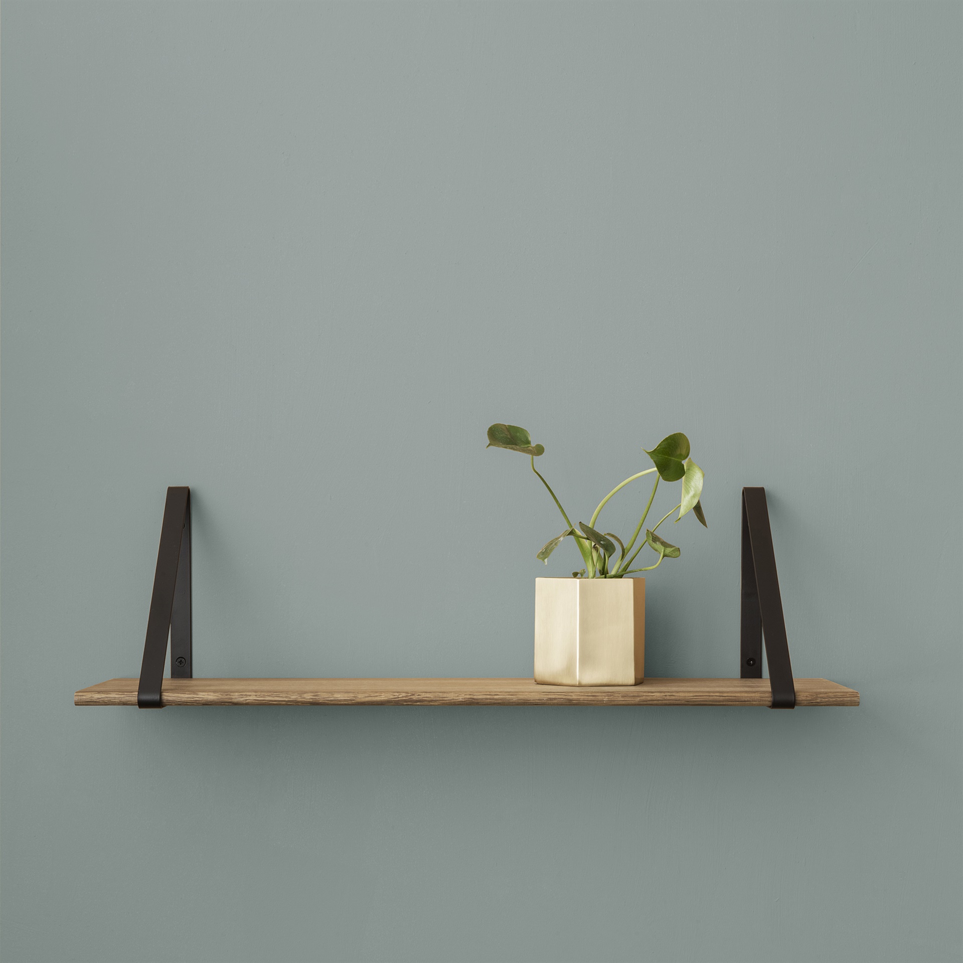 Powder Coated Metal Shelf Hanger