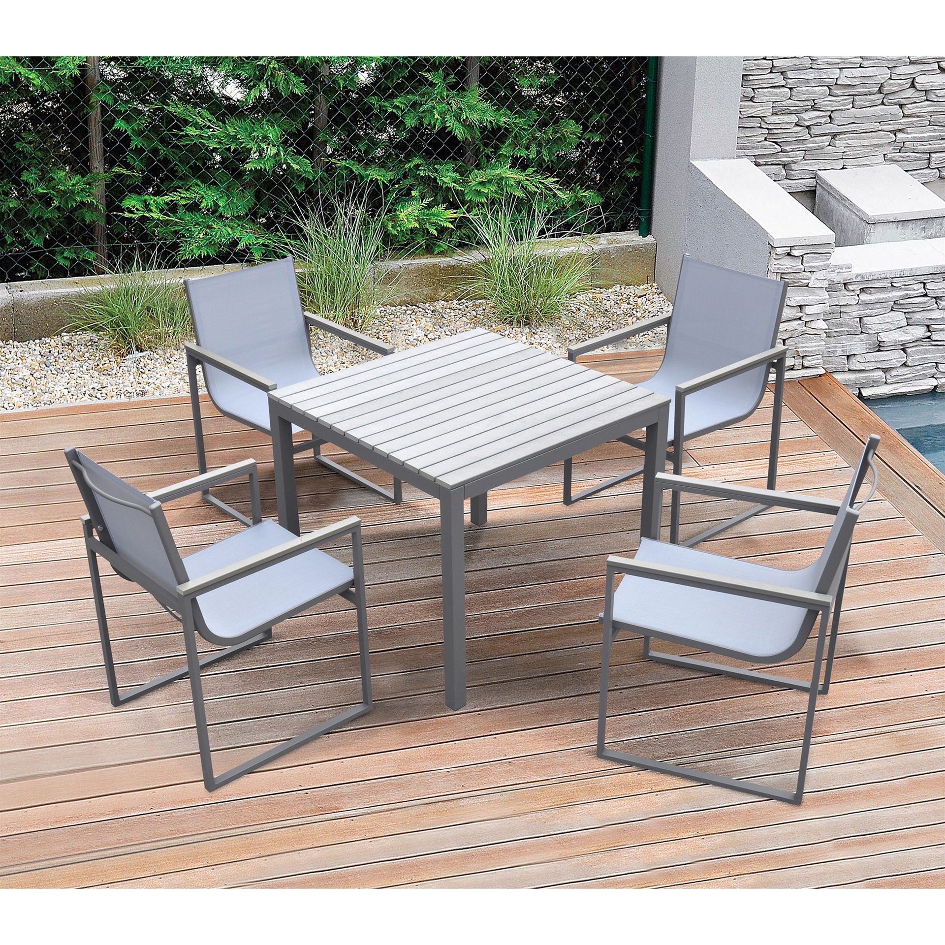 Contemporary Metal Outdoor Denver Dining ChairDenverInmod